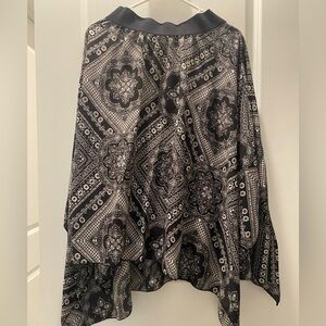 Metro Wear Maxi Skirt Size M